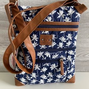 NEW Stone Mountain Lockport crossbody